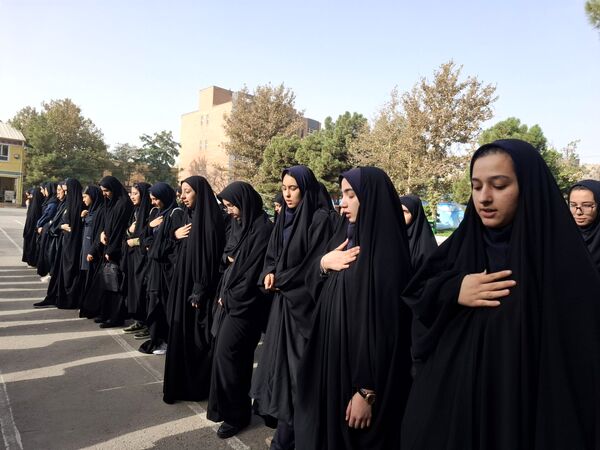 کلاس‌های پیش نیاز سال تحصیلی در مدرسه شاهد تقوا پیشگان 
