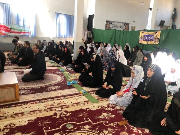 حضور دانش‌آموزان پیشتاز در اعتکاف دانش‌آموزی