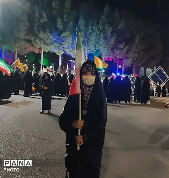  تجمعات مردمی و دانش آموزی شبانه در میدان جهاد رشتخوار