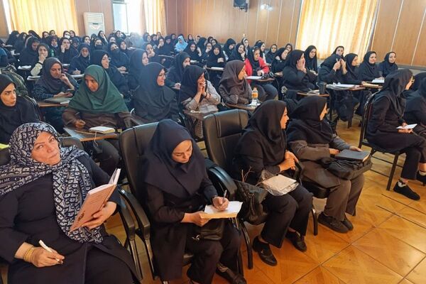 توانمندسازی مربیان؛ سرمایه‌گذاری برای آینده کودکان