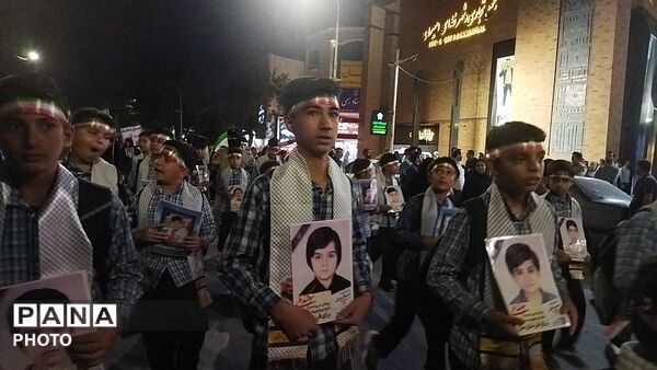 جانفدایان ایران در خیابان امام خمینی نیشابور-۲