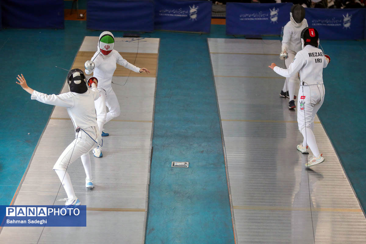 با کمبود تجهیزات شمشیربازی مواجه‌ایم/ کمپ مشترک با روس‌ها گنجینه کسب تجربه است