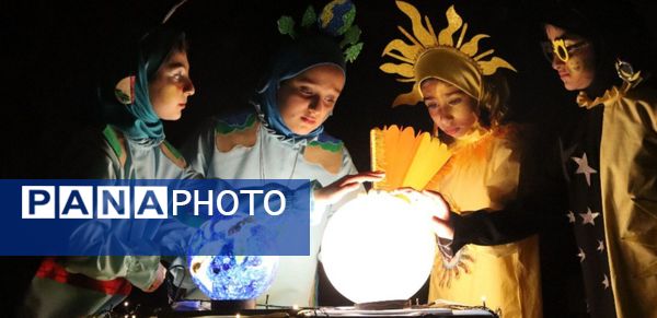 حضور نماینده استان در مرحله کشوری چهارمین جشنواره ملی تئاتر درسی در میناب