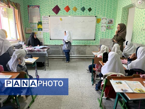 بازدید تیم کارشناسی اداره‌کل آموزش و پرورش استان یزد از واحدهای آموزشی خاتم 