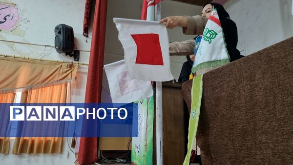 جلسه مربیان پیشتاز سازمان دانش‌آموزی در فارسان