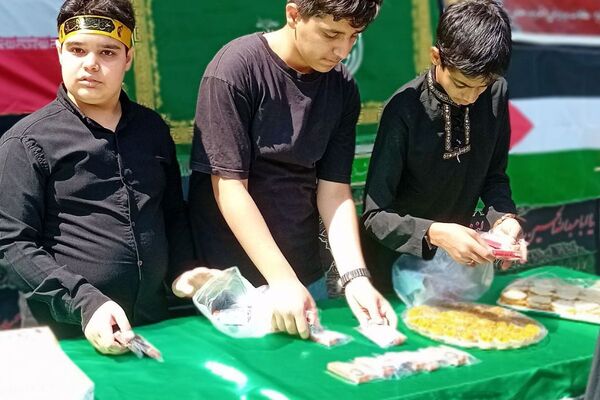 برپایی موکب جاماندگان اربعین حسینی در فیروزکوه