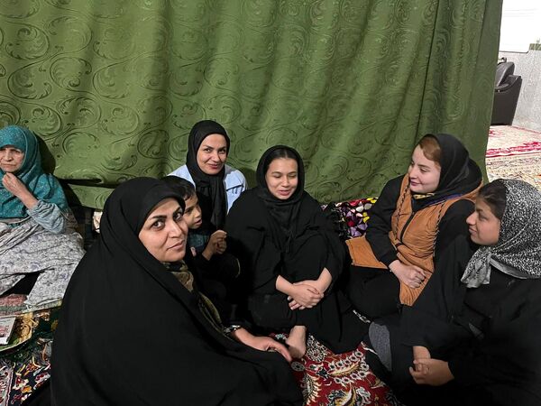 آخرین لحظات معنوی روز اعتکاف در مسجد امام حسین(ع)
