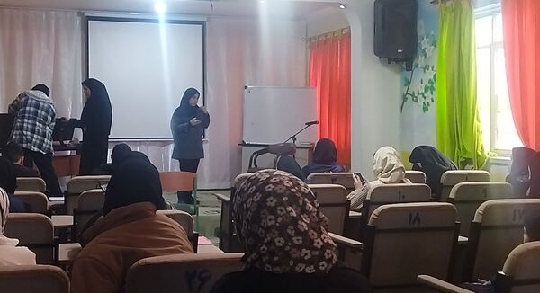 آخرین جلسه از کارگاه خبرنگاری پانا در نیشابور