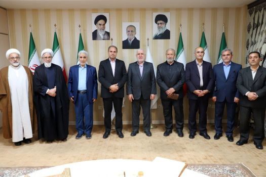 دورهمی با طعم تجربه؛نشست هم‌اندیشی مدیران ادواری آموزش و پرورش استان آذربایجان شرقی