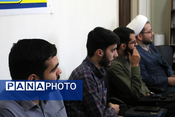 نشست مدیران اعتکاف دانش‌آموزی یزد