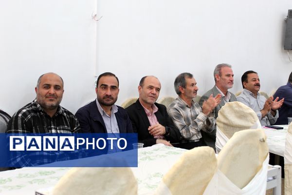 همایش گرامیداشت هفته معلم در شهرستان گرمه