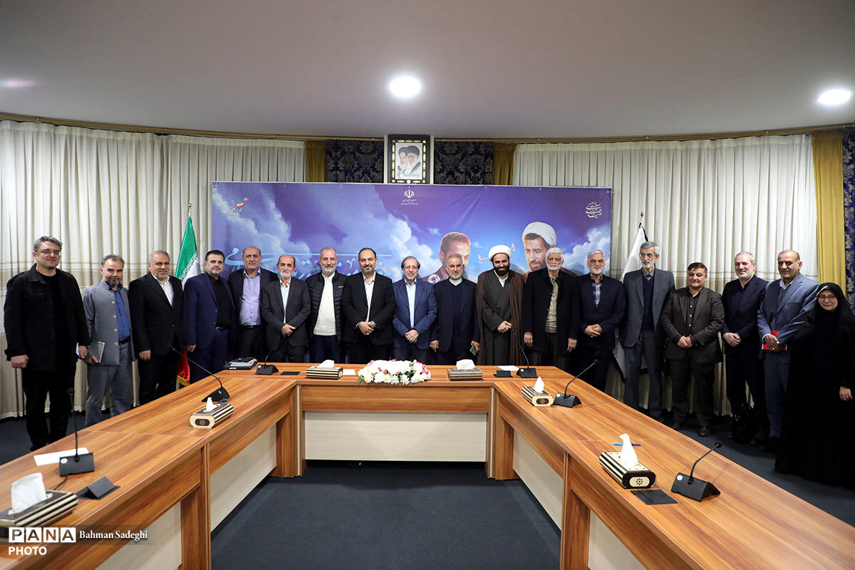 نشست معاونان پرورشی و فرهنگی ادوار آموزش و پرورش