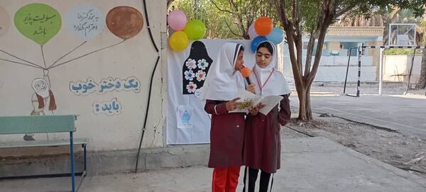 جشن روز پرستار در مدرسه مولوی فین