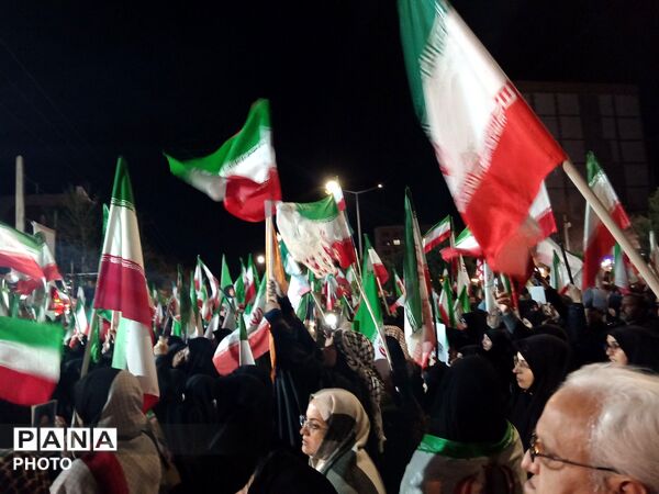  حضور پرشور مردم شهید پرور شهرستان نیشابور در اربعین شهادت رهبر شهید و شهدای میناب