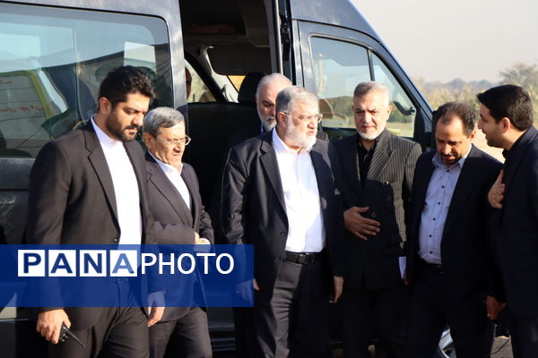 خشت گذاری ۲ مدرسه در ناحیه یک شهرستان بهارستان