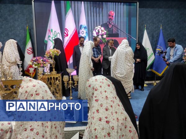 مراسم جشن ازدواج و اهدای ۱۱۰ جهیزیه به نوعروسان اصفهانی