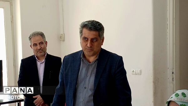 بازدید معاون پرورشی و فرهنگی آموزش و پرورش شهر تهران از پایگاه‌های اوقات فراغت کانون مفتح