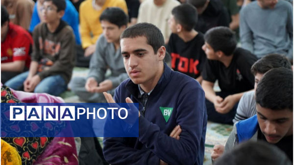 حضور پرشور دانش‌آموزان یاسوج در مراسم معنوی اعتکاف