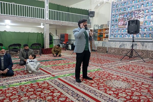  شبی با قرآن کریم در مسجد جامع شهر بار 