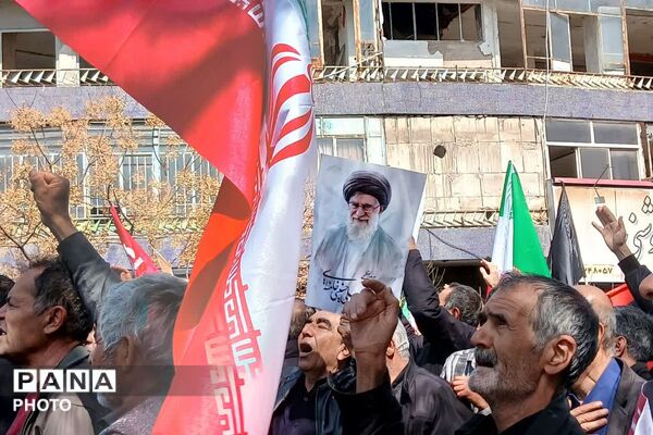 کبوتران عاشق به امام شهیدشان پیوستند