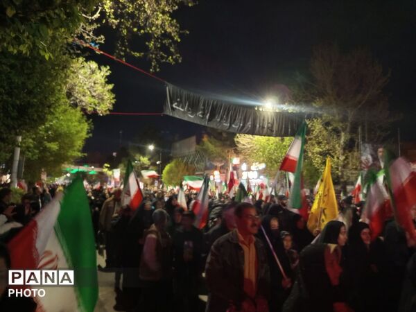 حال و هوای اندوه در حسینیه امام خمینی با حضور شهید رضا روزگرد 