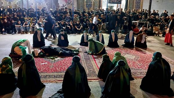 تعزیه‌خوانی در مسجد الهادی اهواز