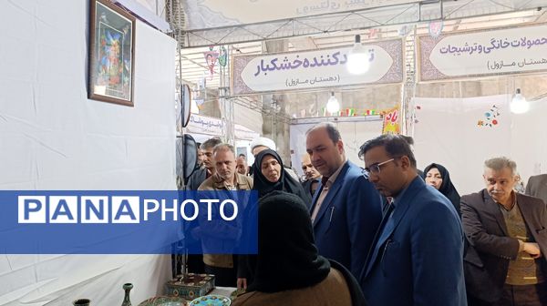 نمایشگاه دستاوردها و توانمندی بانوان روستایی در روستای بشرآباد