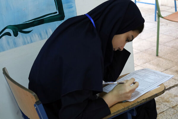 امتحانات پایان سال دانش‌آموزان در ارومیه