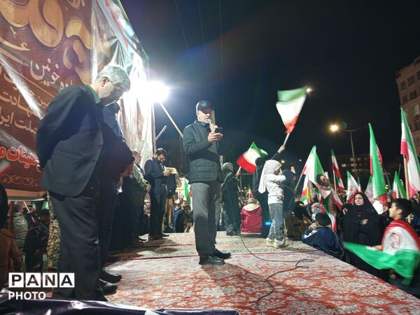 باران، صحنه را تماشایی تر کرد 
