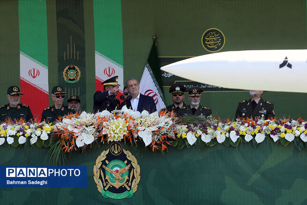 مراسم رژه روز ارتش - تهران