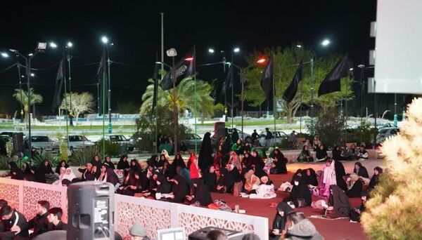 مراسم شب قدر در گلزار شهدا بم