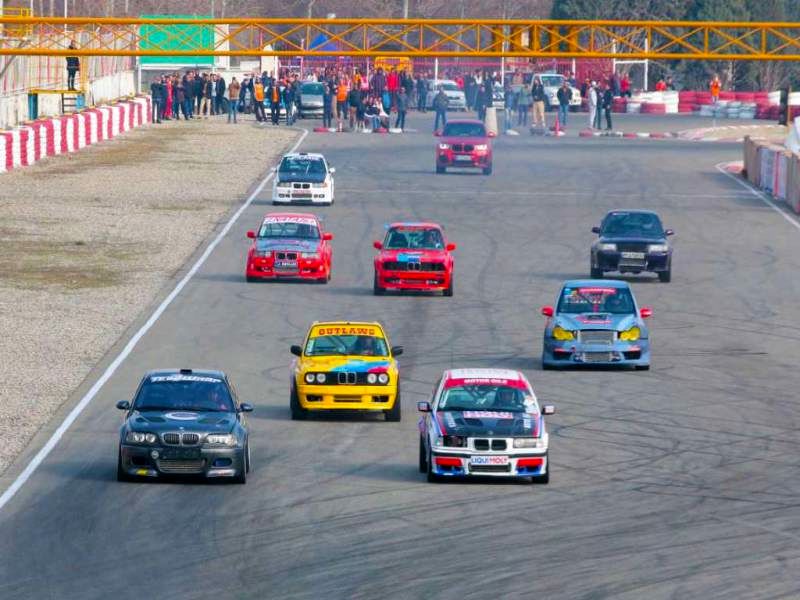 تعلیق مسابقات اتومبیلرانی به دستور وزیر ورزش و جوانان تا ممیزی مجدد ایمنی فنی