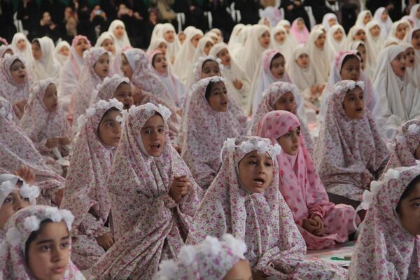 آغاز فصل بندگی در فضای شور و معنویت
