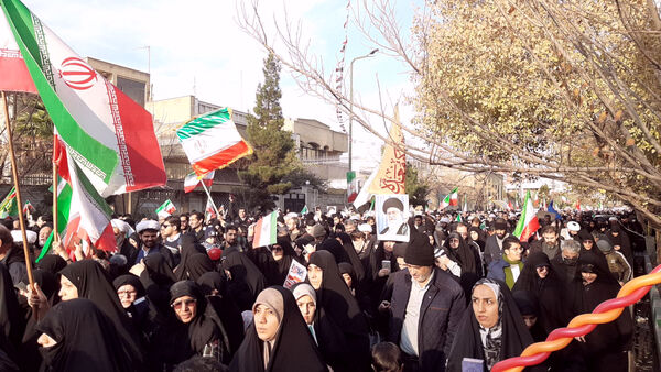 جلوه هایی از یک حضور کم نظیر