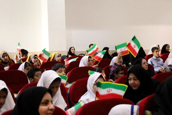 نواخته شدن زنگ مهر و مهرورزی در آموزشگاه زرکش
