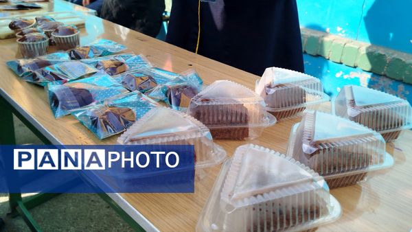 نمایشگاه و بازارچه کارو فناوری در دبیرستان پیرایش یک