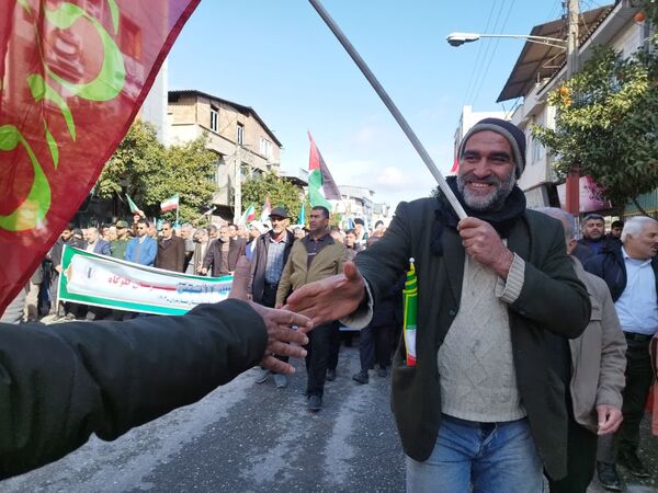 جشن تولد انقلاب اسلامی ایران در گلوگاه 