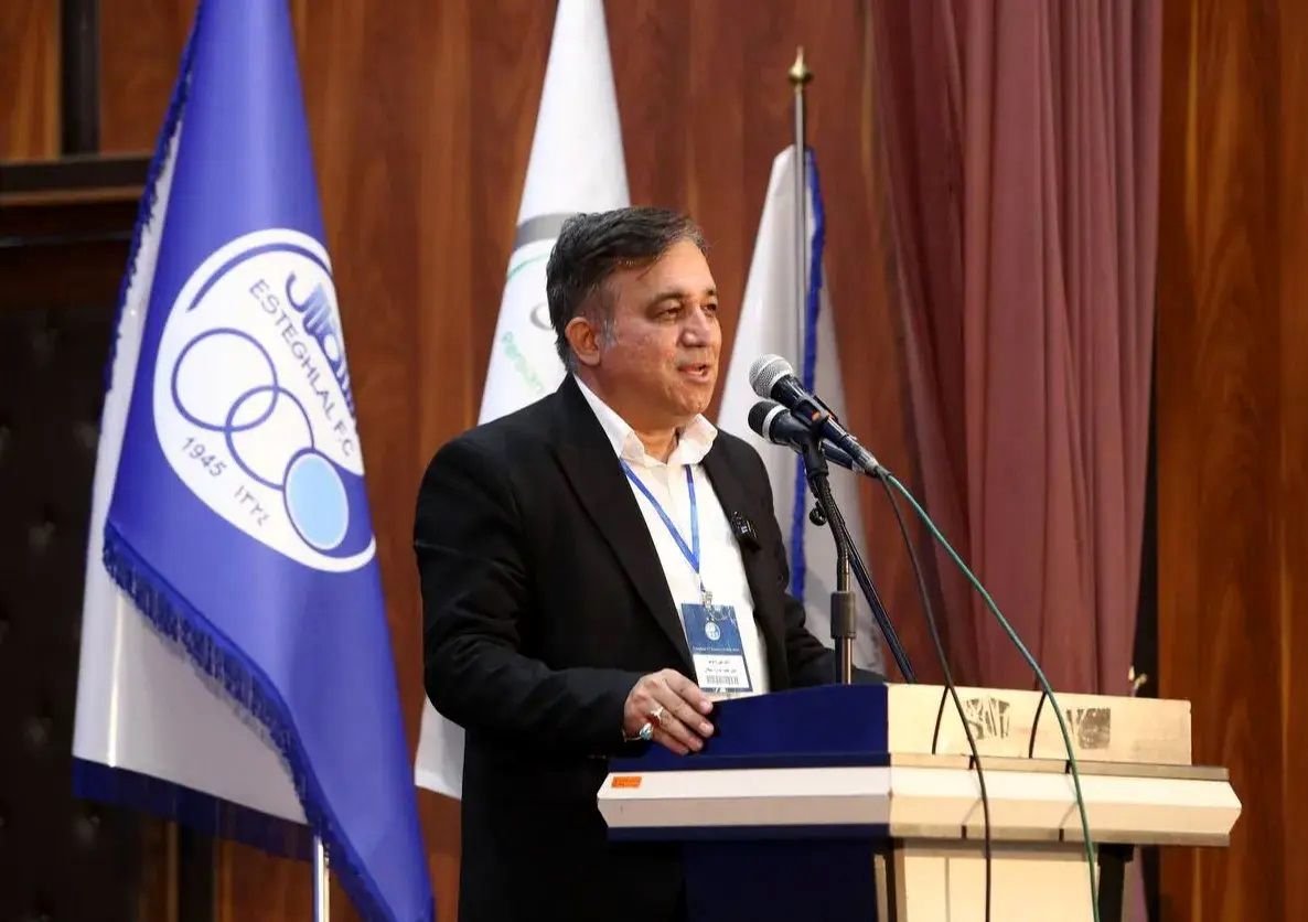 اظهارات تاجرنیا نسبت به وضعیت استقلال؛ حاشیه‌ها در فضای رسانه‌ای و اجتماعی خسته‌کننده است