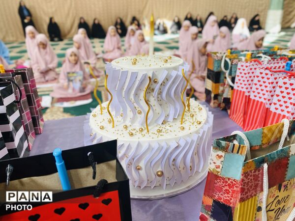 جشن ولادت حضرت معصومه(س) دختران دبستان عصمت
