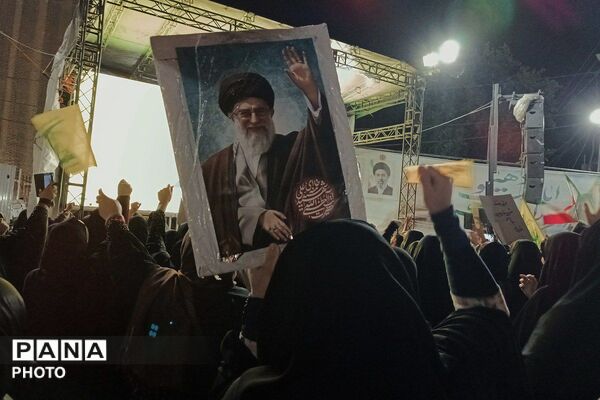 طنین دوباره شعارهای انقلابی در قلب ورامین