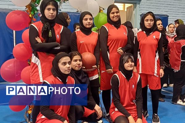 افتتاحیه المپیاد ورزشی دانش‌آموزی در شهرستان ورامین