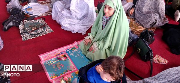 برپایی نماز عید فطر در مصلی ساوجبلاغ