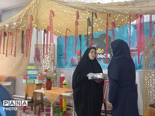رویش جوانه‌ها در مدرسه شهید همت؛ شروعی شیرین برای پایه هفتم
