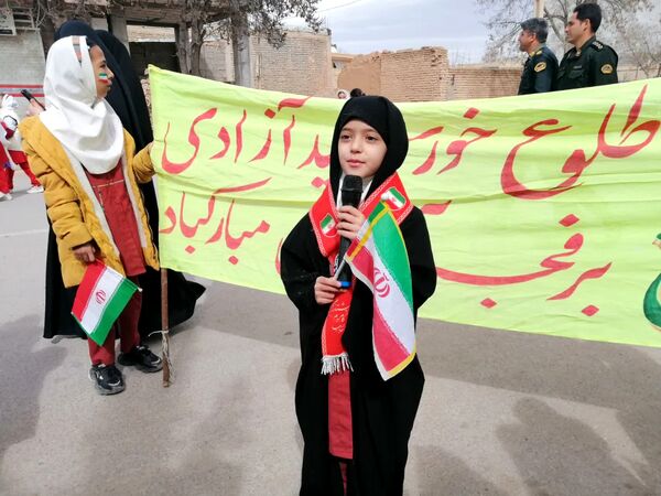پیمان دانش‌آموزان با آرمان‌های انقلاب