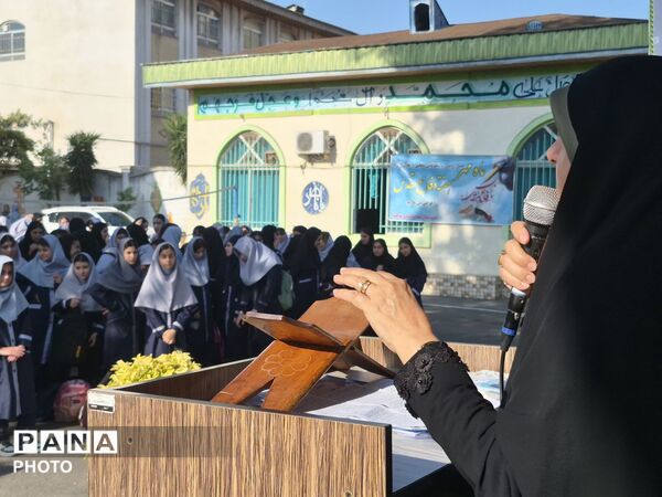آئین بازگشایی در مدرسه توحید لاهیجان