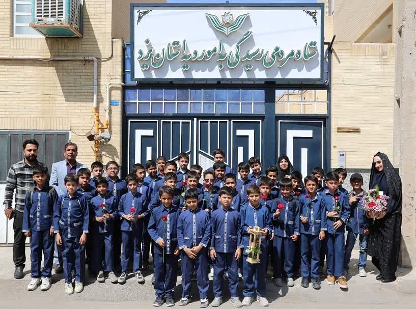 اهدا هدیه روز معلم به آزادی زندانیان غیر عمد