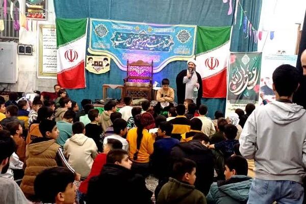 اعتکاف دانش‌آموزی در زرقان