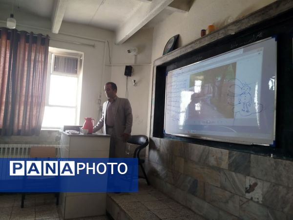  مصاحبه دانش آموزان ورودی هفتم دبیرستان نمونه دانش کاشمر