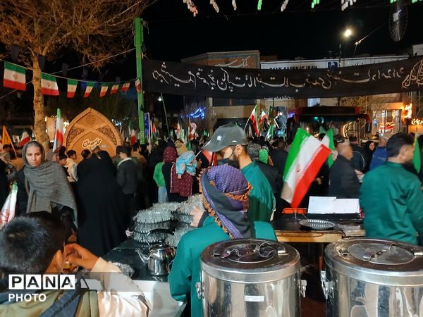 خدمت رسانی در حاشیه تجمعات نیشابور 