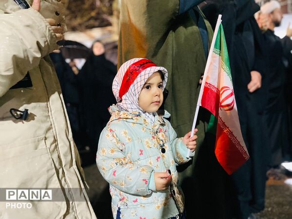 خروش گالیکشی‌ها زیر باران رحمت الهی